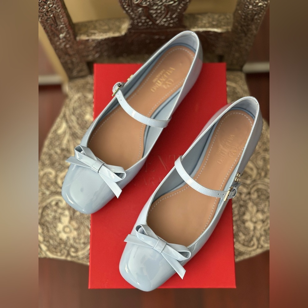 Valentino Garavani Light Blue Flats with Bow used only once.